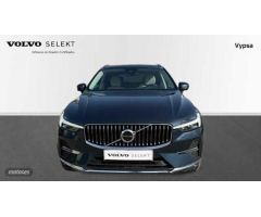 Volvo XC 60 XC60 Inscription, B4 mild hybrid (gasolina) de 2022 con 14.740 Km por 43.900 EUR. en Mal