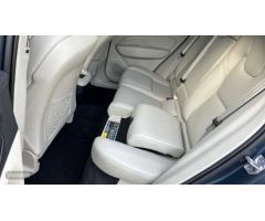 Volvo XC 60 XC60 Inscription, B4 mild hybrid (gasolina) de 2022 con 14.740 Km por 43.900 EUR. en Mal