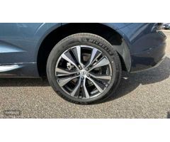 Volvo XC 60 XC60 Inscription, B4 mild hybrid (gasolina) de 2022 con 14.740 Km por 43.900 EUR. en Mal