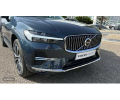 Volvo XC 60 XC60 Inscription, B4 mild hybrid (gasolina) de 2022 con 14.740 Km por 43.900 EUR. en Mal