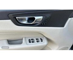 Volvo XC 60 XC60 Inscription, B4 mild hybrid (gasolina) de 2022 con 14.740 Km por 43.900 EUR. en Mal