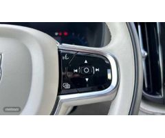 Volvo XC 60 XC60 Inscription, B4 mild hybrid (gasolina) de 2022 con 14.740 Km por 43.900 EUR. en Mal
