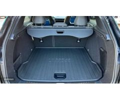 Lynk & Co 01 1.5 PHEV 6.6KW 261 5P de 2024 con 10 Km por 35.500 EUR. en Cordoba
