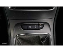 Opel Astra FAMILIAR 1.6 CDTI SELECTIVE PRO 110CV 5P de 2019 con 79.777 Km por 13.500 EUR. en Sevilla