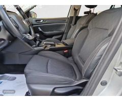 Renault Megane berlina con porton 1.3 TCE LIMITED 85KW 115 5P de 2019 con 69.084 Km por 14.620 EUR.