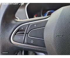 Renault Megane berlina con porton 1.3 TCE LIMITED 85KW 115 5P de 2019 con 69.084 Km por 14.620 EUR.