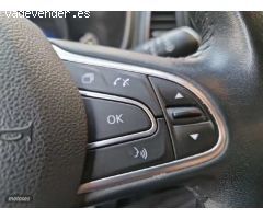 Renault Megane berlina con porton 1.3 TCE LIMITED 85KW 115 5P de 2019 con 69.084 Km por 14.620 EUR.