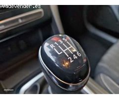 Renault Megane berlina con porton 1.3 TCE LIMITED 85KW 115 5P de 2019 con 69.084 Km por 14.620 EUR.