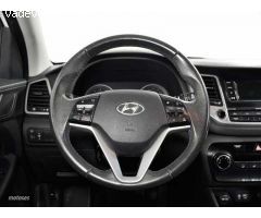 Hyundai Tucson 1.6 GDI BD Essence 4x2 131 de 2015 con 130.400 Km por 13.990 EUR. en Cadiz