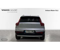 Volvo XC40 XC40 Momentum Pro, T2 manual de 2021 con 39.416 Km por 26.500 EUR. en Alicante