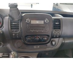 Opel Vivaro Combi 6 1.6CDTI SS 120CV L1 2.7t de 2019 con 190.215 Km por 16.600 EUR. en Sevilla