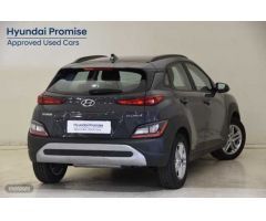 Hyundai Kona 1.0 TGDI Maxx 4x2 de 2023 con 15.684 Km por 19.500 EUR. en Granada