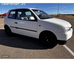 Seat Arosa 1.0 de 1999 con 167.500 Km por 1.700 EUR. en Leon