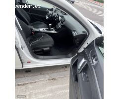 Peugeot 308 SW Allure PureTech 130 S&S MAN de 2015 con 73.000 Km por 10.000 EUR. en Lugo
