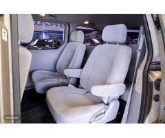 Kia Carnival 2.9 Crdi Lx de 2004 con 194.693 Km por 3.990 EUR. en Madrid