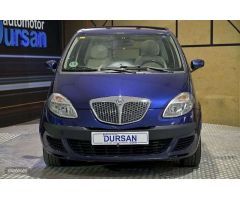 Lancia Musa 1.4 16v Oro de 2006 con 106.000 Km por 4.990 EUR. en Madrid