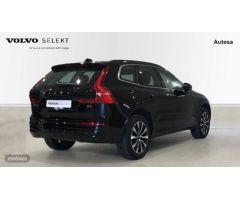 Volvo XC 60 XC60 Core, B4 (gasolina), Gasolina de 2022 con 18.217 Km por 39.900 EUR. en Pontevedra