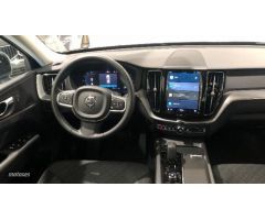 Volvo XC 60 XC60 Core, B4 (gasolina), Gasolina de 2022 con 18.217 Km por 39.900 EUR. en Pontevedra