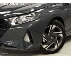 Hyundai i20 1.0 TGDI Klass 100 de 2022 con 24.500 Km por 16.500 EUR. en Valladolid