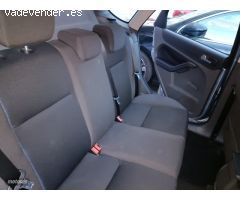 Ford Focus 2.0TDCI Sport de 2005 con 180.000 Km por 3.950 EUR. en Madrid