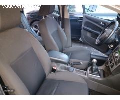 Ford Focus 2.0TDCI Sport de 2005 con 180.000 Km por 3.950 EUR. en Madrid