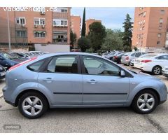 Ford Focus 2.0TDCI Sport de 2005 con 180.000 Km por 3.950 EUR. en Madrid