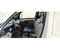 Renault Kangoo X76k de 2008 con 198 Km por 3.500 EUR. en Jaen