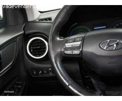 Hyundai Kona 1.6 GDI DT Style Sky de 2020 con 28.490 Km por 22.990 EUR. en Cadiz