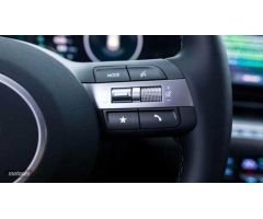 Hyundai Kona 1.0 TGDI 48V Tecno 4x2 de 2023 con 10.100 Km por 29.900 EUR. en Huesca