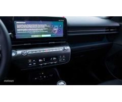 Hyundai Kona 1.0 TGDI 48V Tecno 4x2 de 2023 con 10.100 Km por 29.900 EUR. en Huesca
