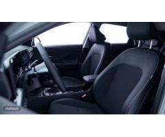 Hyundai Kona 1.0 TGDI 48V Tecno 4x2 de 2023 con 10.100 Km por 29.900 EUR. en Huesca