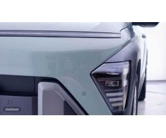 Hyundai Kona 1.0 TGDI 48V Tecno 4x2 de 2023 con 10.100 Km por 29.900 EUR. en Huesca