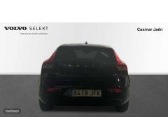 Volvo V 40 V40 D2 Kinetic Manual de 2015 con 125.600 Km por 12.000 EUR. en Jaen
