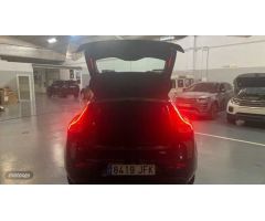 Volvo V 40 V40 D2 Kinetic Manual de 2015 con 125.600 Km por 12.000 EUR. en Jaen
