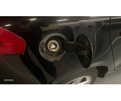 Volvo V 40 V40 D2 Kinetic Manual de 2015 con 125.600 Km por 12.000 EUR. en Jaen