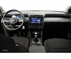 Hyundai Tucson 1.6 TGDI Maxx 4x2 de 2024 con 17.867 Km por 27.900 EUR. en Vizcaya