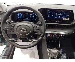 Hyundai Bayon 1.0 TGDI 48V Maxx de 2024 con 15 Km por 21.900 EUR. en Avila