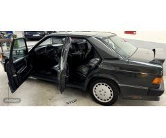 Mercedes 190 2.3-16 de 1987 con 226.650 Km por 27.499 EUR. en Albacete