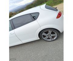 Seat Leon FR de 2008 con 278.000 Km por 6.900 EUR. en Lugo