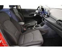 Hyundai i30 1.5 DPI Klass SLX 110 de 2024 con 4.305 Km por 20.300 EUR. en Huesca