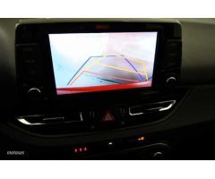 Hyundai i30 1.5 DPI Klass SLX 110 de 2024 con 4.305 Km por 20.300 EUR. en Huesca