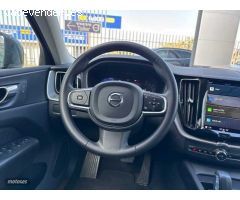 Volvo XC 60 Core, B4 (gasolina), Gasolina de 2023 con 36.223 Km por 41.800 EUR. en Badajoz