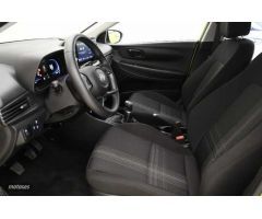 Hyundai i20 1.2 MPI Essence de 2024 con 9.286 Km por 16.900 EUR. en Zaragoza