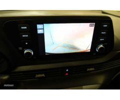 Hyundai i20 1.2 MPI Essence de 2024 con 9.286 Km por 16.900 EUR. en Zaragoza