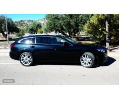 Mazda Mazda6 Wagon SKYACTIV-D 2.2D 150 CV Luxury de 2014 con 165.000 Km por 10.900 EUR. en Castellon