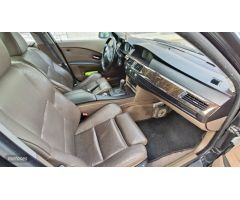 BMW Serie 5 530d de 1996 con 360.000 Km por 5.000 EUR. en Badajoz