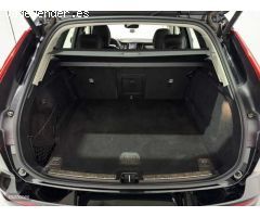 Volvo XC 60 Core, B4 (diesel), Diesel de 2023 con 24.087 Km por 42.600 EUR. en Badajoz