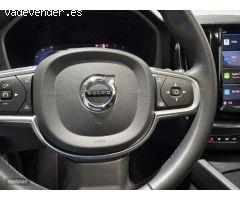 Volvo XC 60 Core, B4 (diesel), Diesel de 2023 con 24.087 Km por 42.600 EUR. en Badajoz