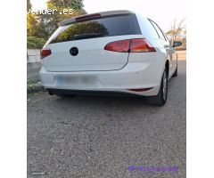 Volkswagen Golf 1.6 TDI de 2014 con 277.000 Km por 8.900 EUR. en Jaen