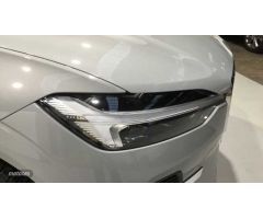 Volvo XC 60 Core, B4 Semihibrido, Diesel de 2023 con 21.000 Km por 41.900 EUR. en Cantabria